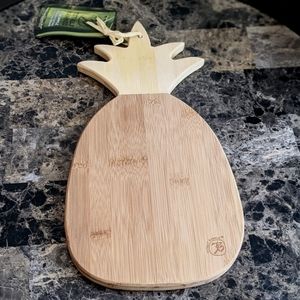 Totally Bamboo Pineapple Cutting Board